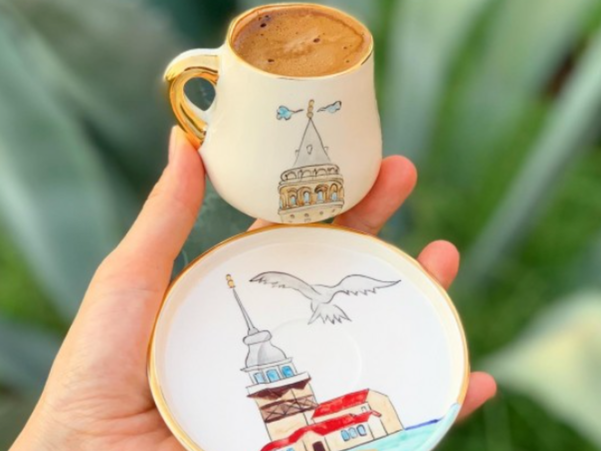 Celebrating Tradition: The Importance of Handmade Tea Cups in the UAE's Tea Culture