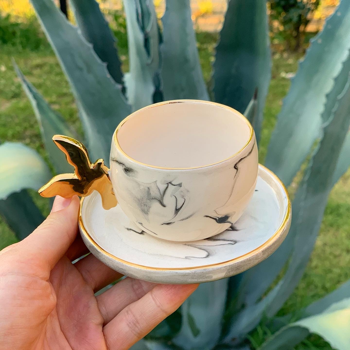 Fale Series Coffee Cup with Bird Handle Marble
